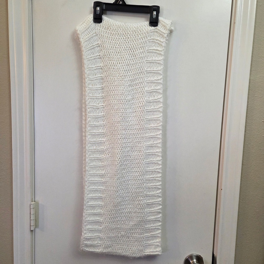 LOFT White Chunky Knit Infinity Scarf Soft Acrylic Textured Loop Scarf